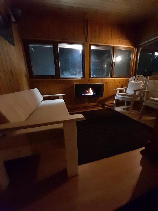 Cabana Din Padurea Valeni Valenii de Munte Luaran gambar