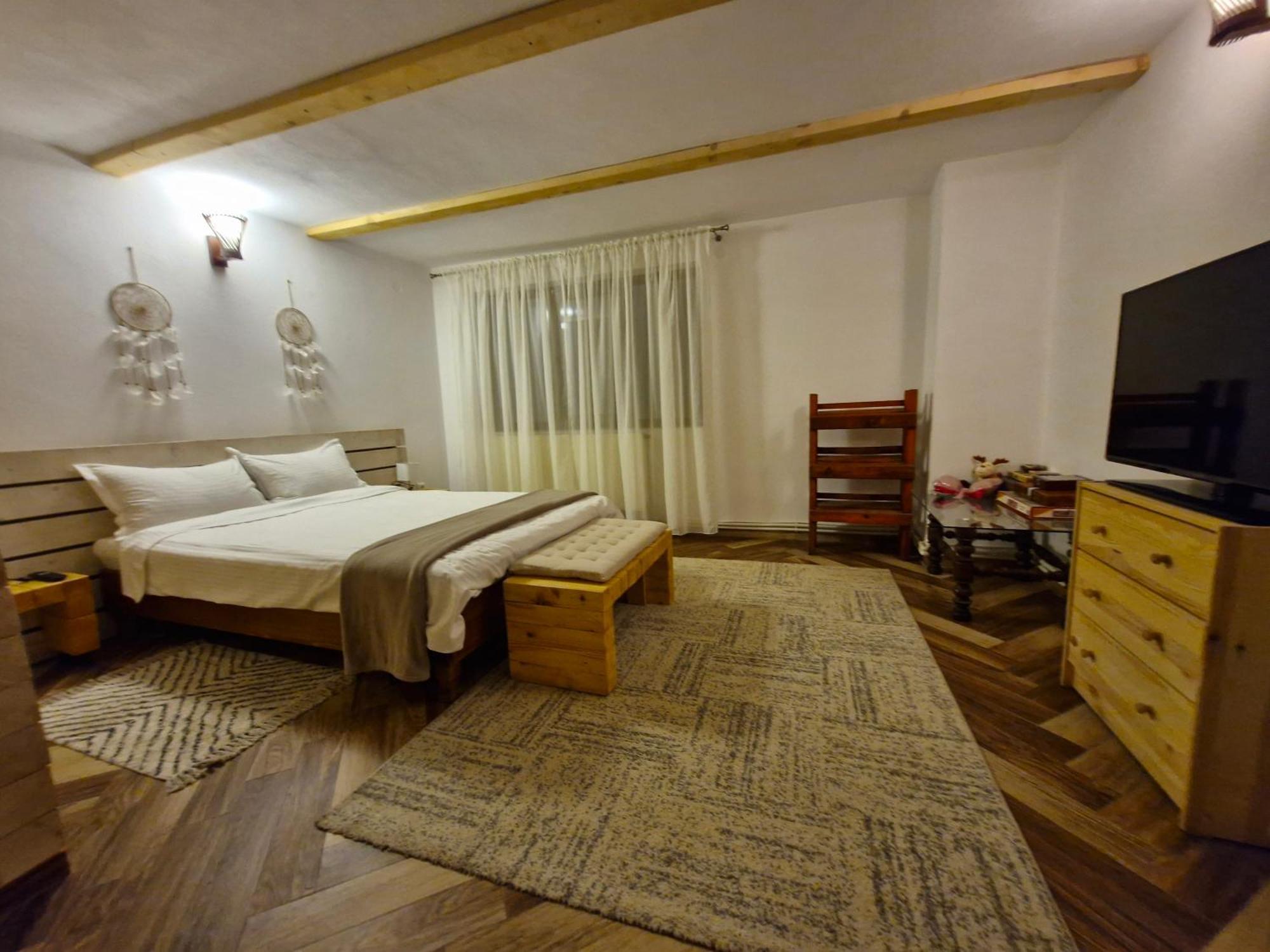 Cabana Din Padurea Valeni Valenii de Munte Luaran gambar